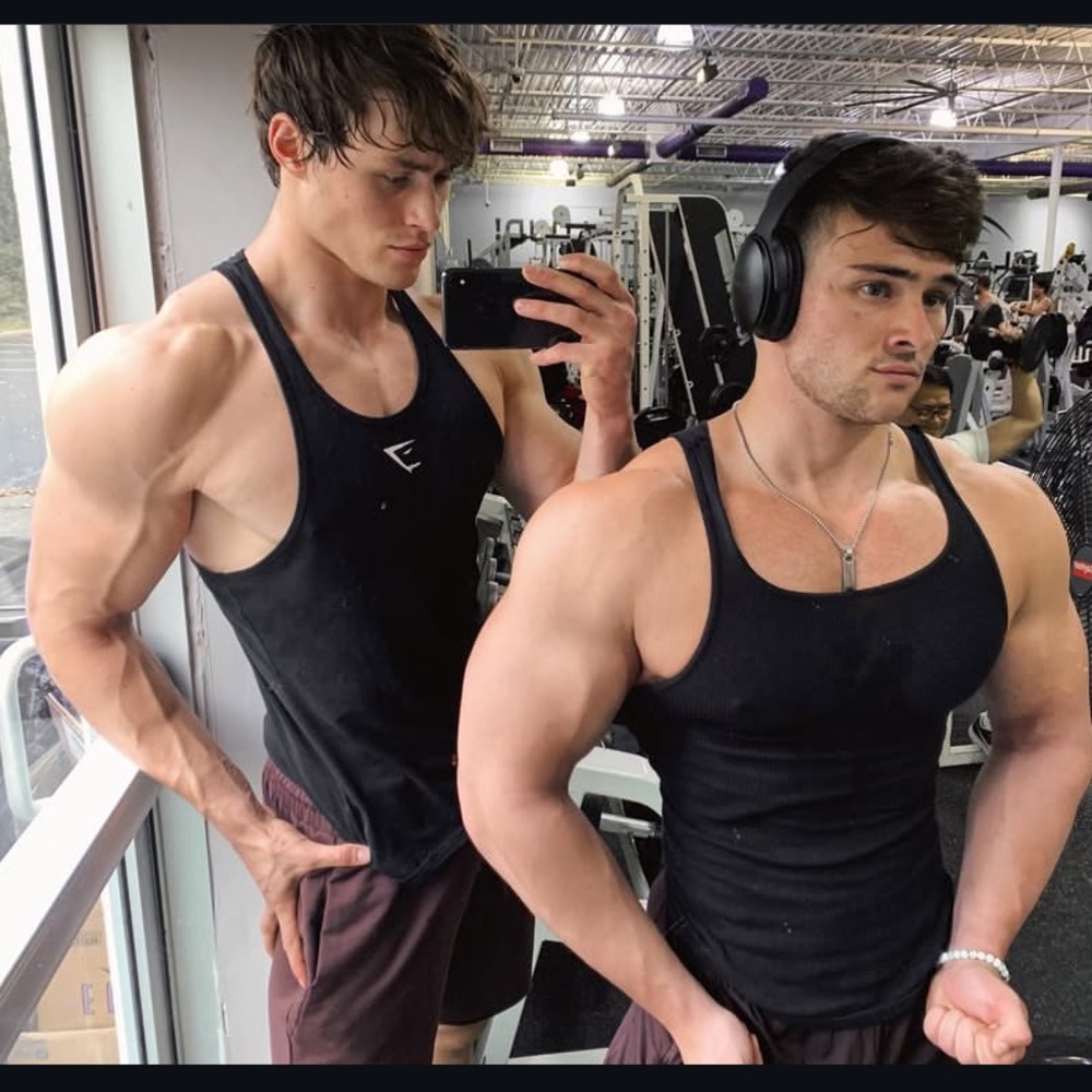 Gymshark Critical Stringer